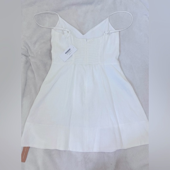 ReformationWhite Holt Linen Dress .New with all tags. Size 8.Original packaging - Picture 8 of 14